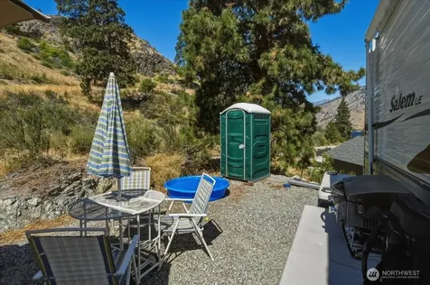 384 Robison Lane Chelan WA 98816