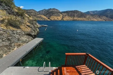384 Robison Lane Chelan WA 98816