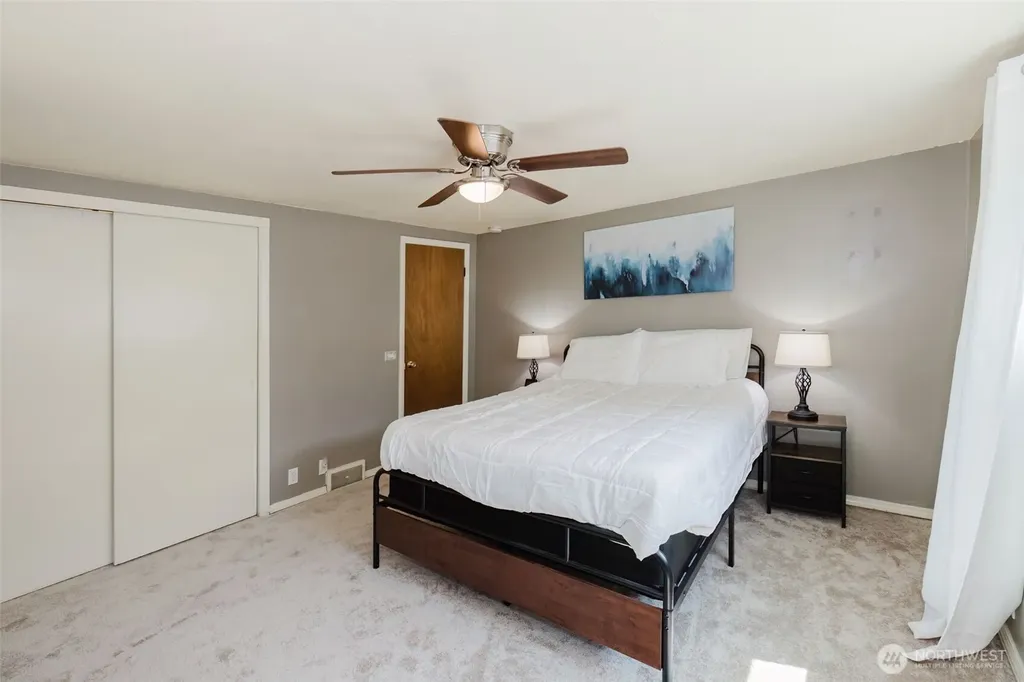143 Dora Avenue Bremerton WA 98312