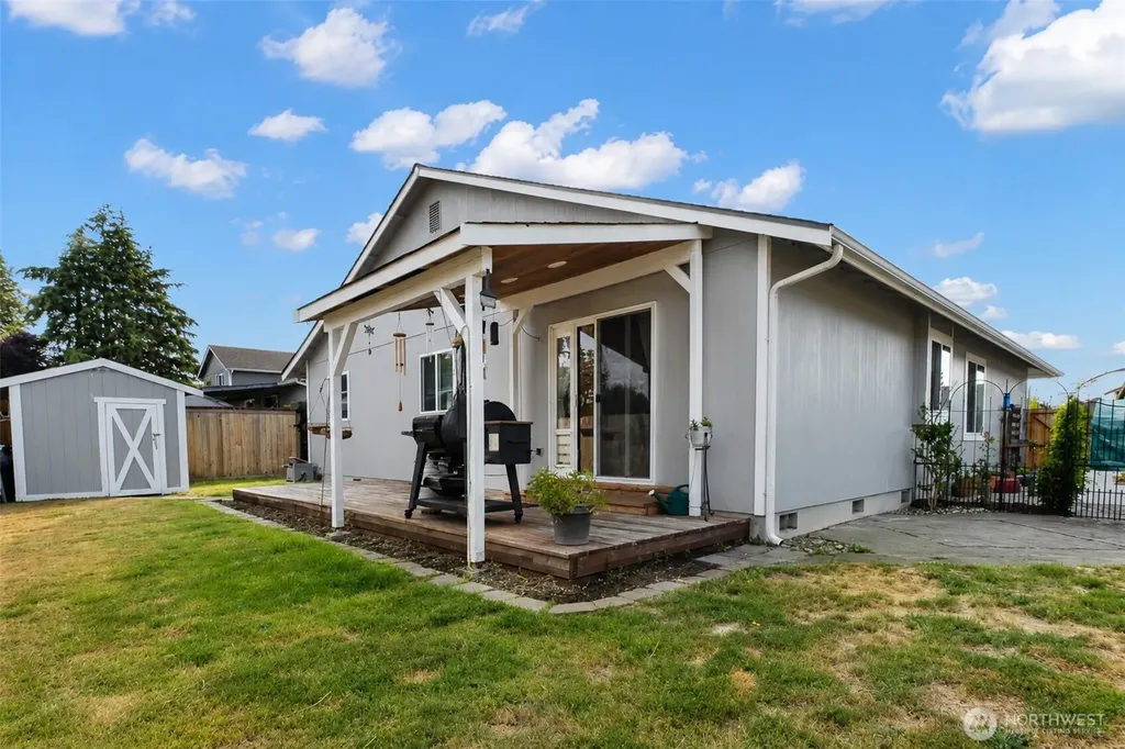 9816 Ramsay Drive SE Yelm WA 98597