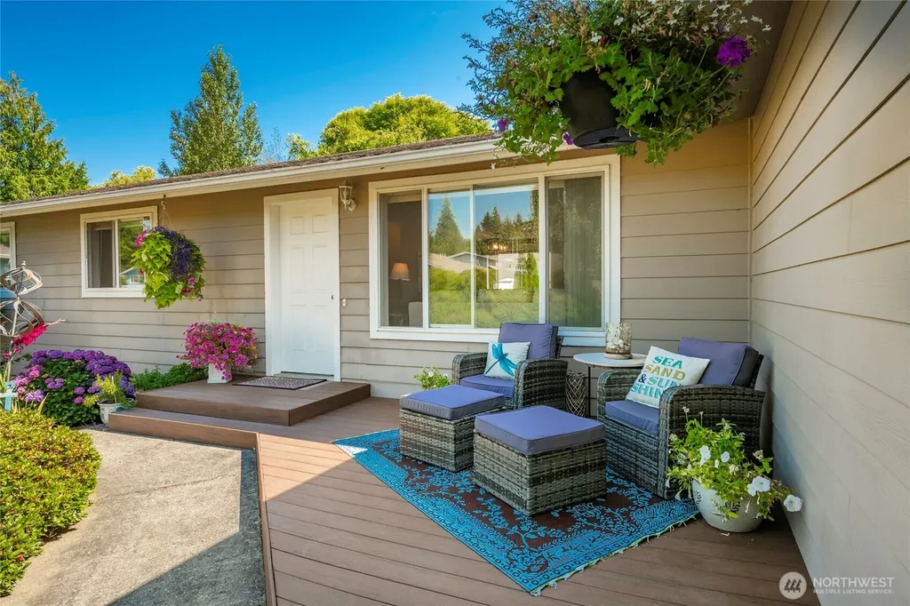 8160 Kayak Way Blaine WA 98230