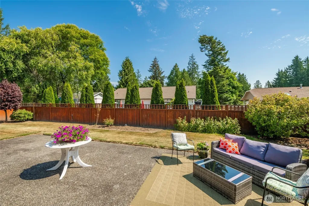8160 Kayak Way Blaine WA 98230