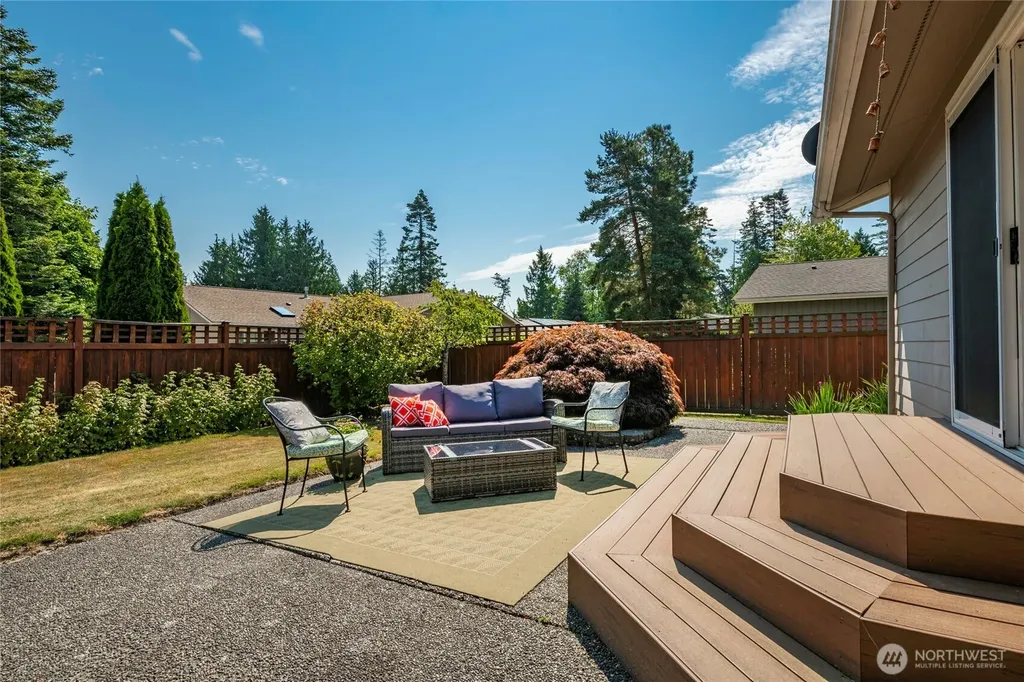 8160 Kayak Way Blaine WA 98230