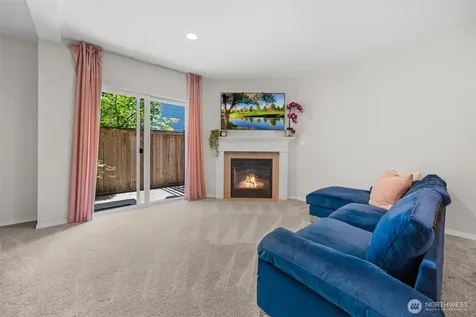 459 Queen Avenue NE Renton WA 98056
