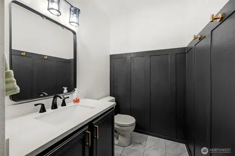 459 Queen Avenue NE Renton WA 98056