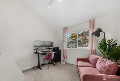 459 Queen Avenue NE Renton WA 98056