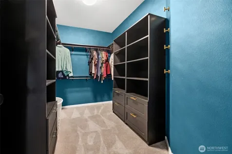459 Queen Avenue NE Renton WA 98056