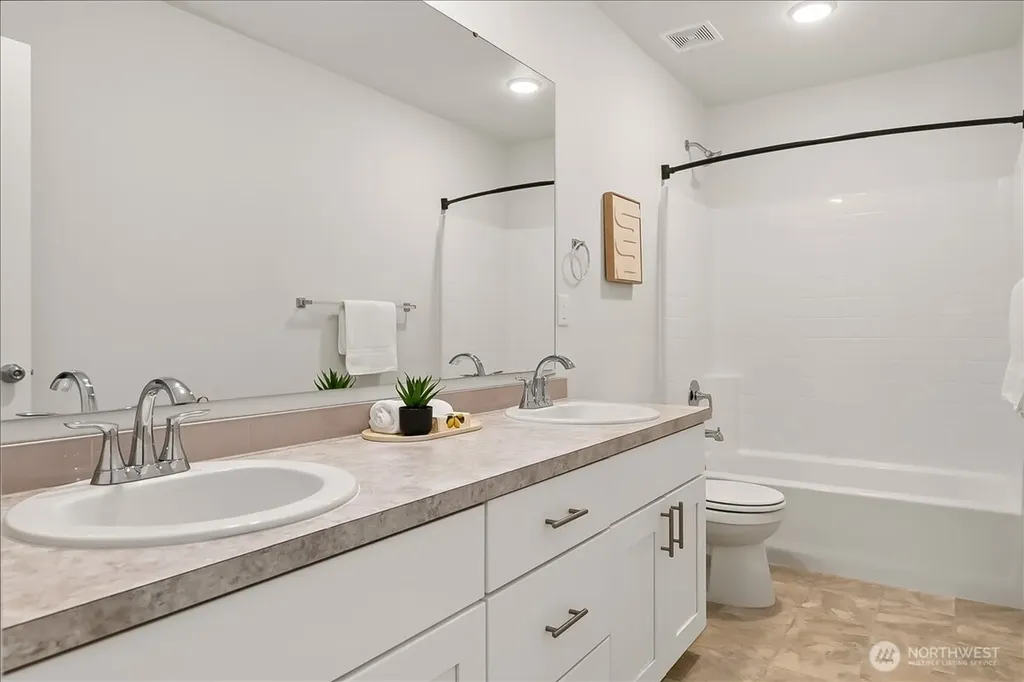 3106 Stephanie Loop NE Lacey WA 98516
