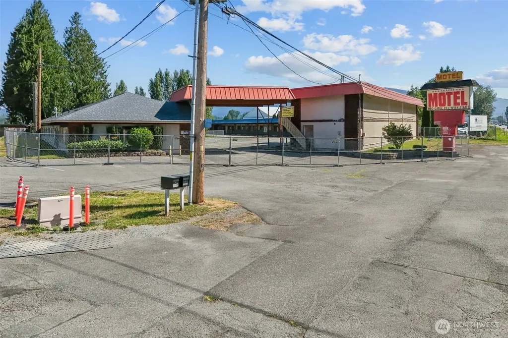 1862 State Route 20 Sedro Woolley WA 98284