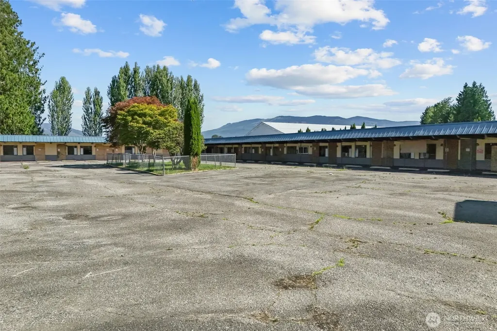 1862 State Route 20 Sedro Woolley WA 98284