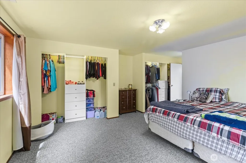 584 W Wanamaker Road Coupeville WA 98239