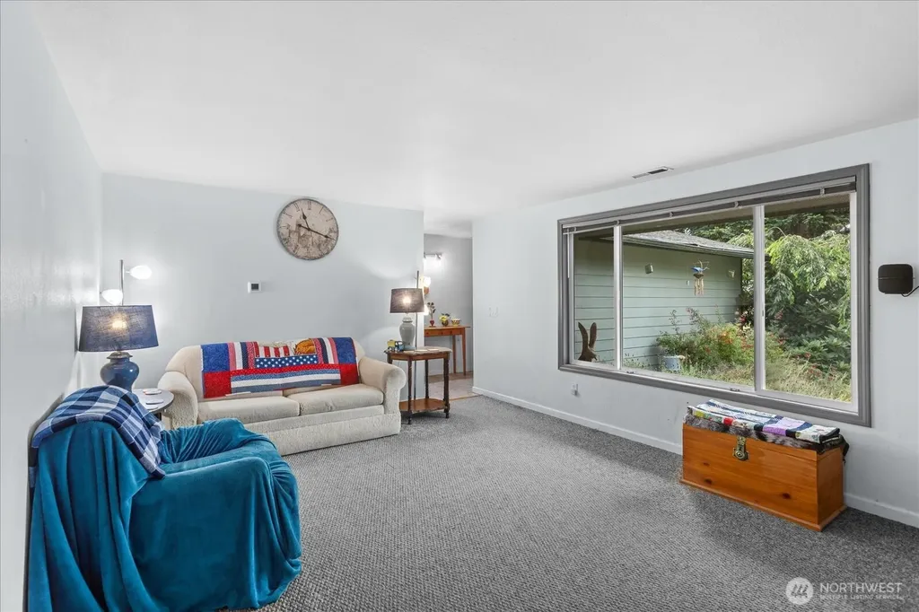 584 W Wanamaker Road Coupeville WA 98239