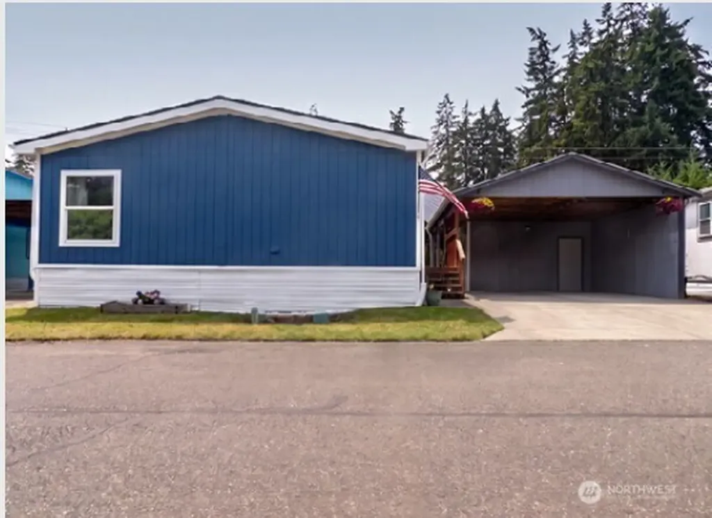 5202 90th Street Court Tacoma WA 98446