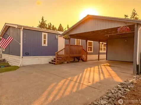 5202 90th Street Court Tacoma WA 98446