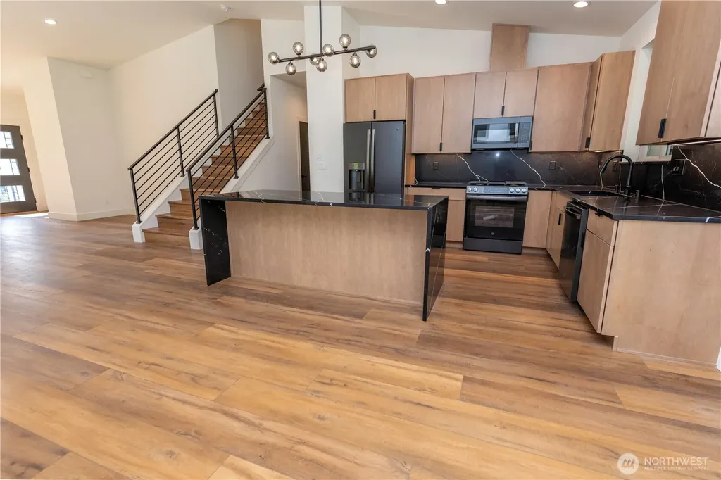 9060 Seamist Lane Blaine WA 98230