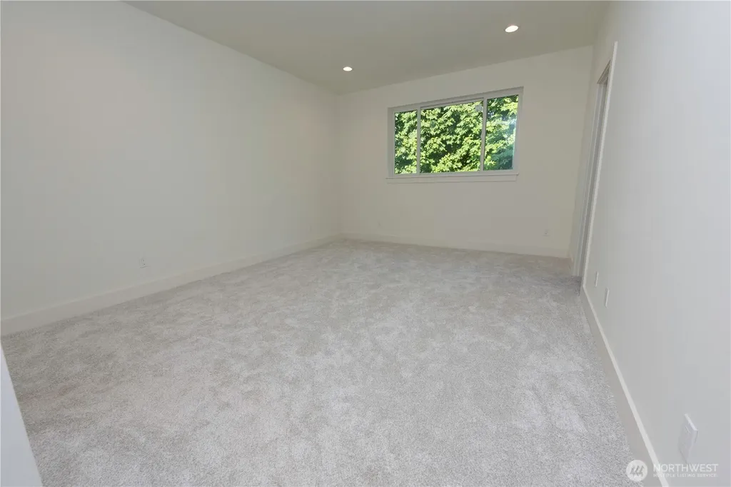9060 Seamist Lane Blaine WA 98230