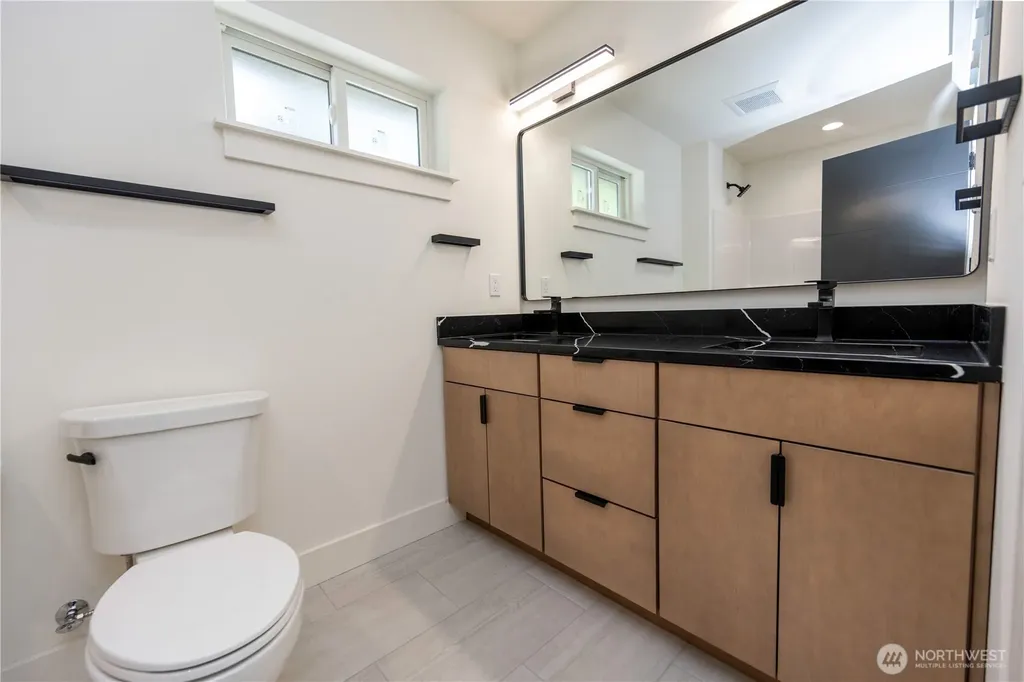 9060 Seamist Lane Blaine WA 98230