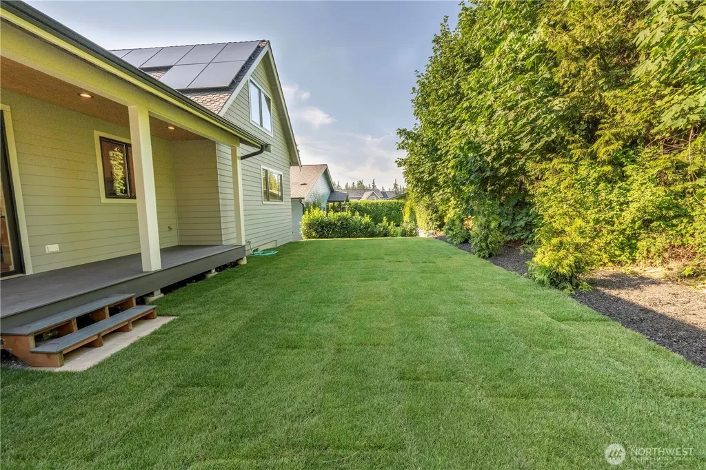 9060 Seamist Lane Blaine WA 98230