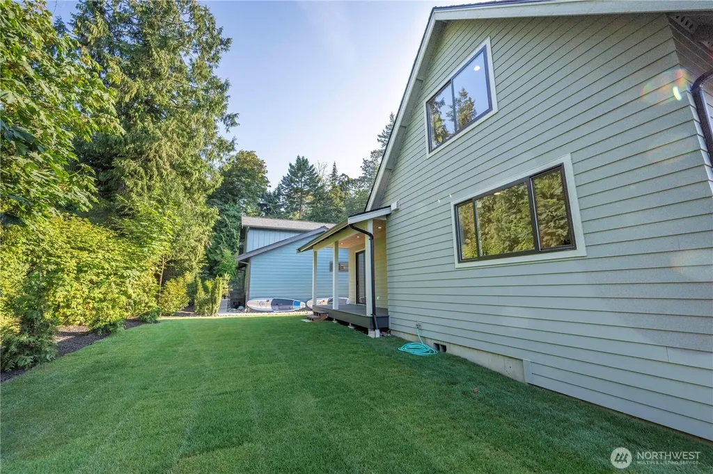 9060 Seamist Lane Blaine WA 98230