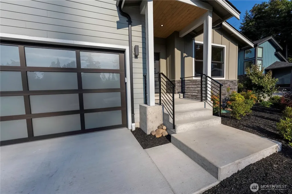 9060 Seamist Lane Blaine WA 98230