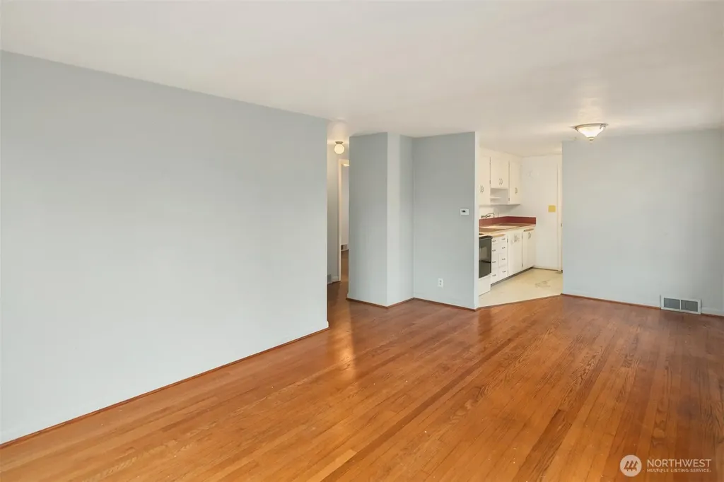 112 NW 44th Street Seattle WA 98107