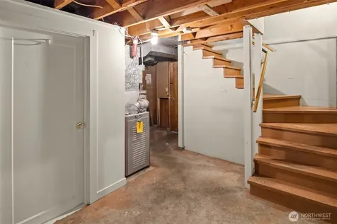 112 NW 44th Street Seattle WA 98107
