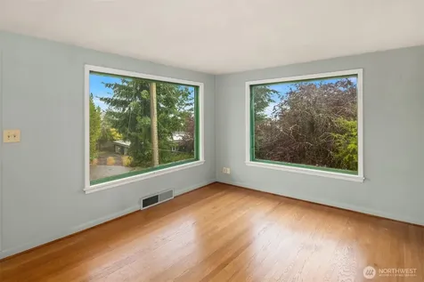 112 NW 44th Street Seattle WA 98107