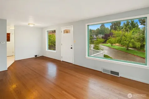 112 NW 44th Street Seattle WA 98107