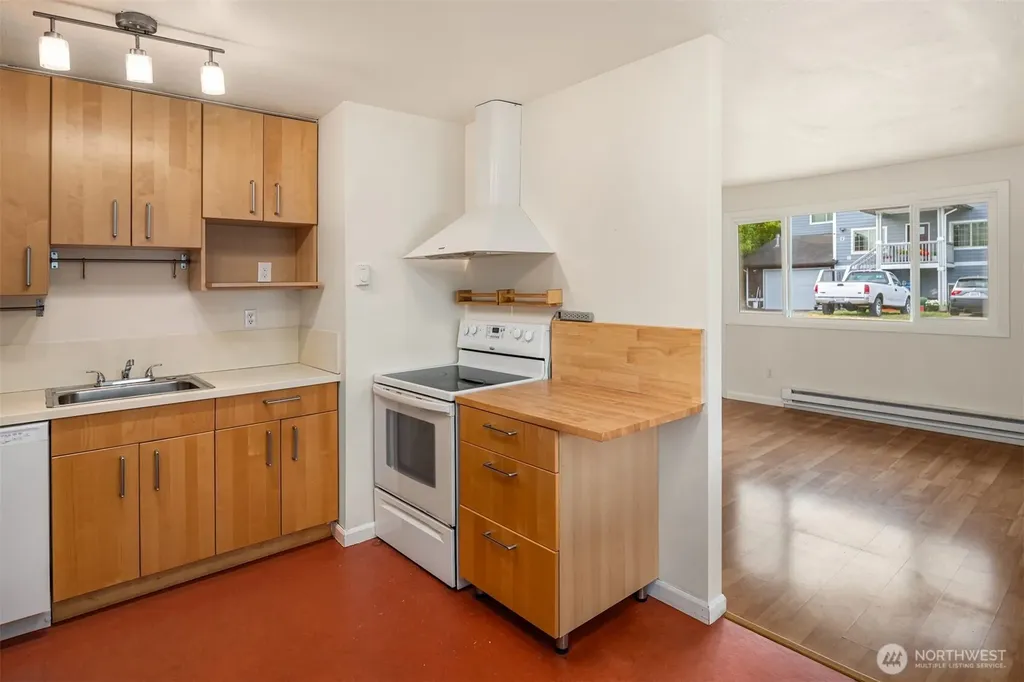 3010 S Andover Street Seattle WA 98108