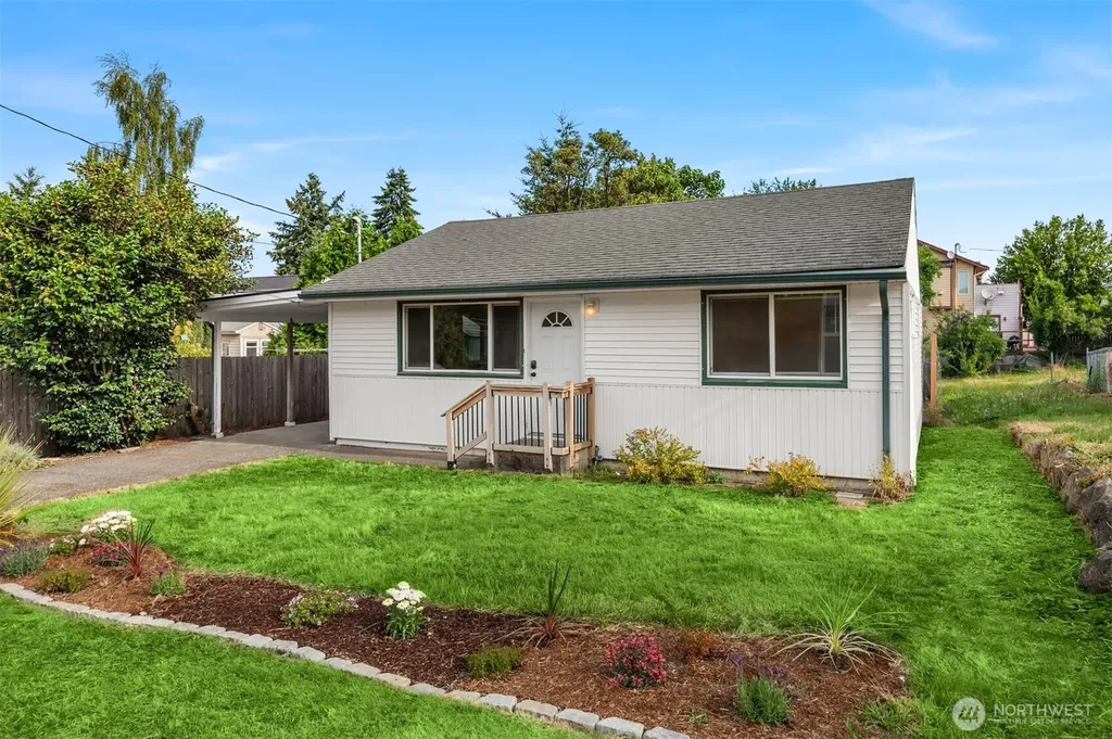 3010 S Andover Street Seattle WA 98108