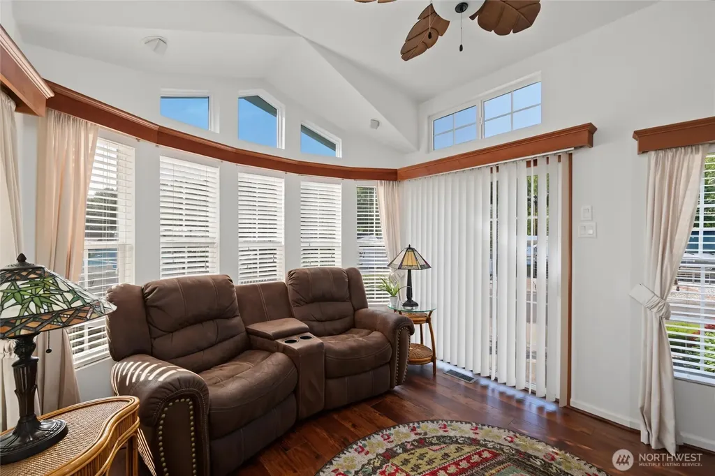 4751 Birch Bay Lynden Blaine WA 98230