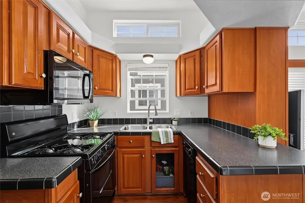 4751 Birch Bay Lynden Blaine WA 98230