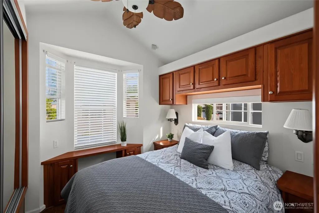 4751 Birch Bay Lynden Blaine WA 98230