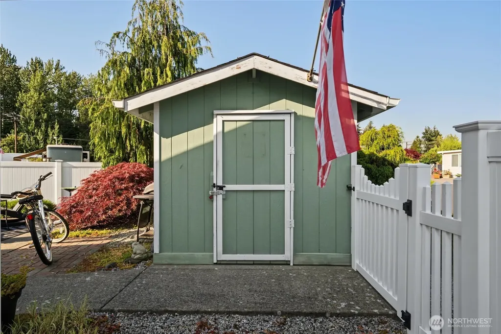4751 Birch Bay Lynden Blaine WA 98230