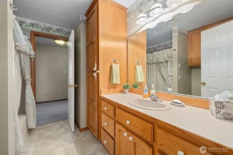 706 N Huson Tacoma WA 98406