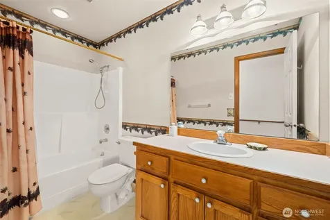 706 N Huson Tacoma WA 98406