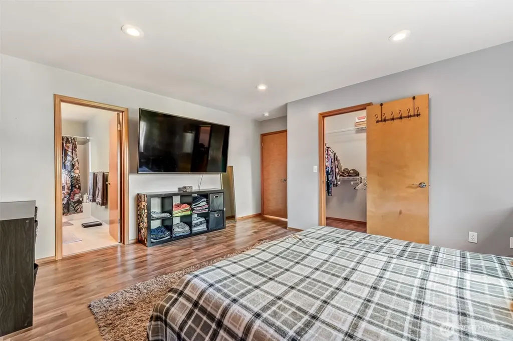 17046 158th Place SE Monroe WA 98272