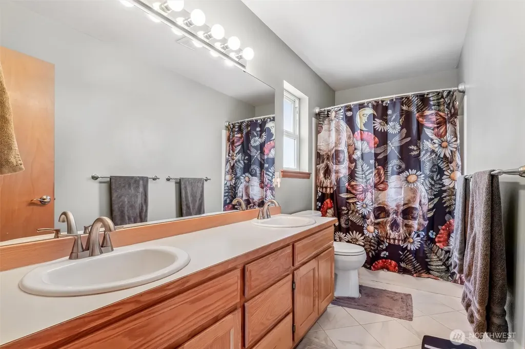 17046 158th Place SE Monroe WA 98272
