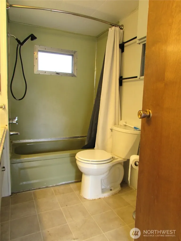 24222 54th Avenue W Mountlake Terrace WA 98043
