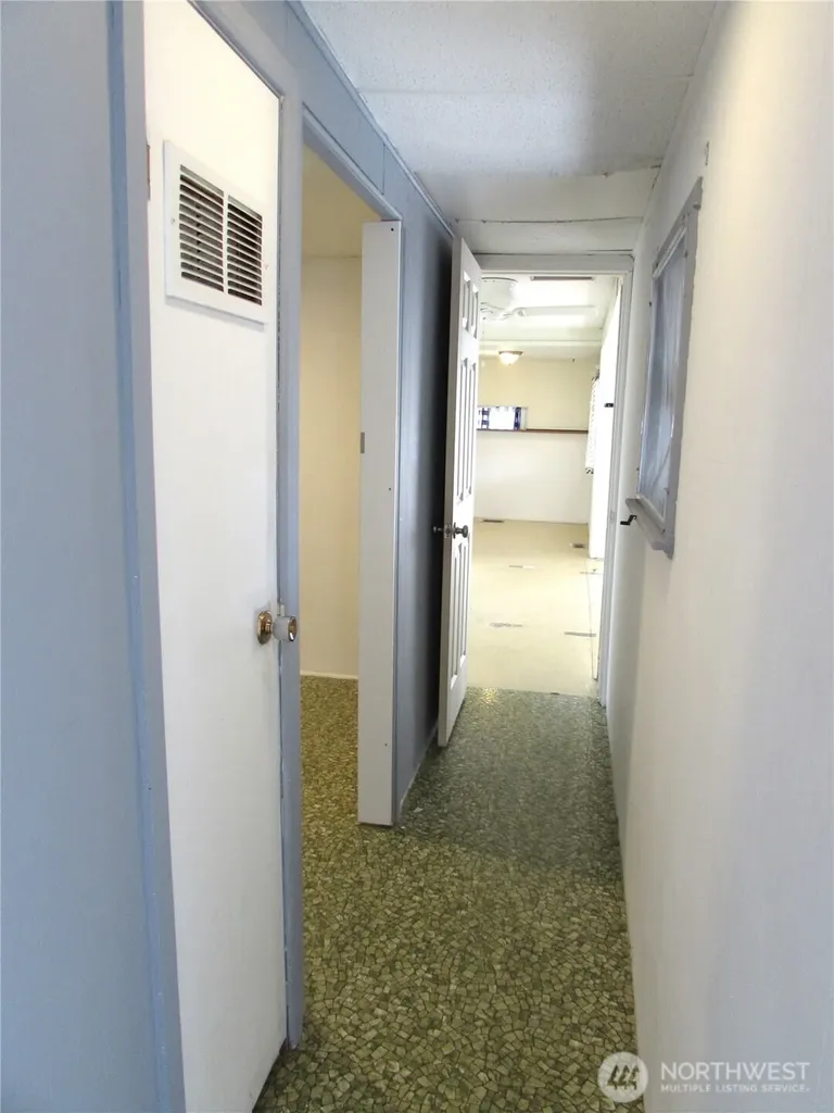 24222 54th Avenue W Mountlake Terrace WA 98043