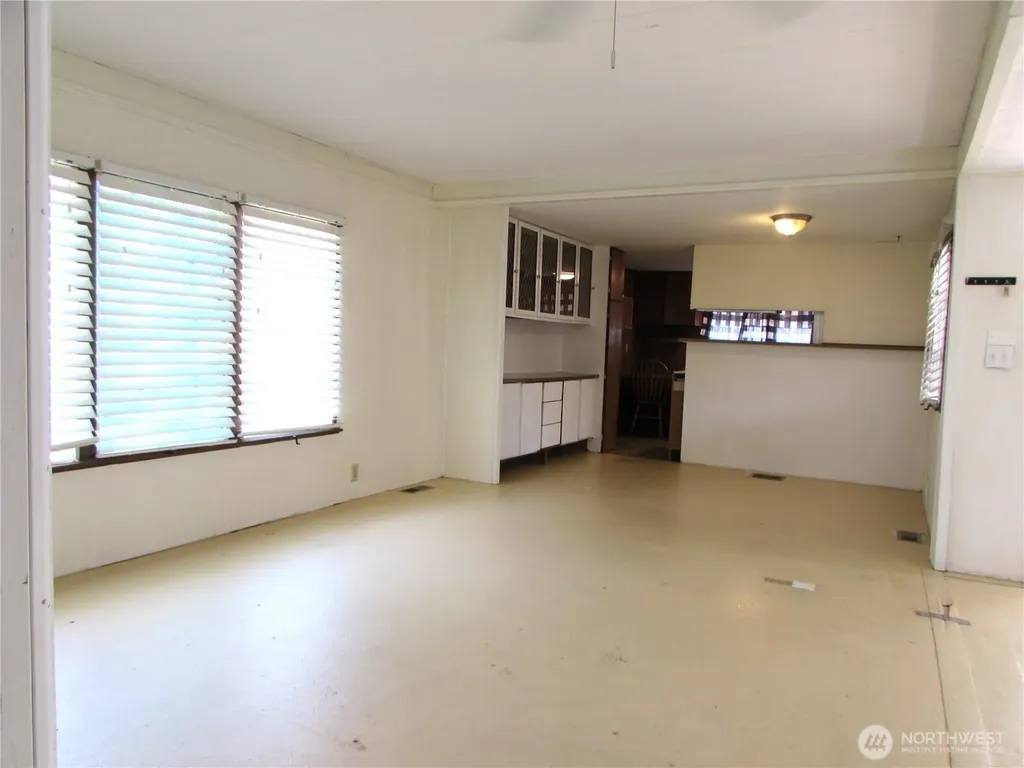 24222 54th Avenue W Mountlake Terrace WA 98043