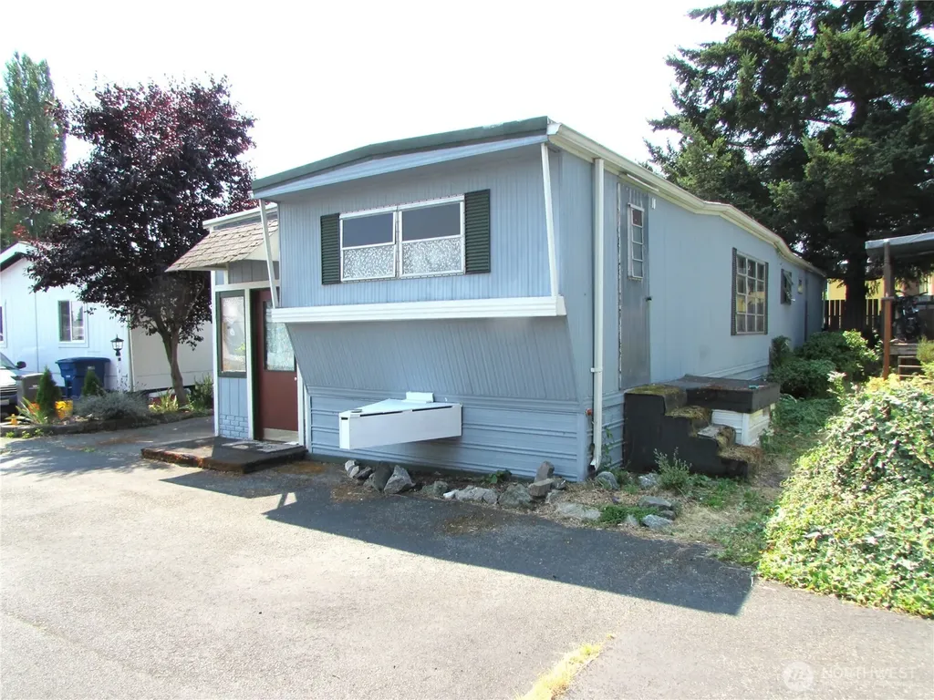 24222 54th Avenue W Mountlake Terrace WA 98043