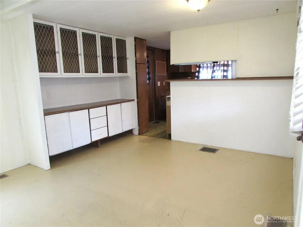 24222 54th Avenue W Mountlake Terrace WA 98043