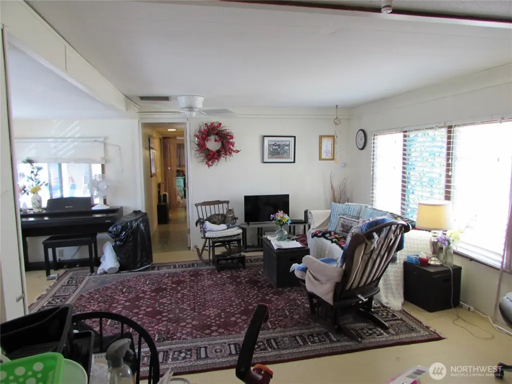 24222 54th Avenue W Mountlake Terrace WA 98043