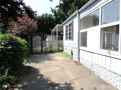 24222 54th Avenue W Mountlake Terrace WA 98043