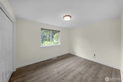 9320 31 Street E Edgewood WA 98371