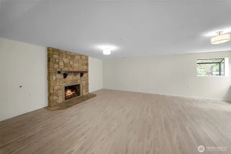 9320 31 Street E Edgewood WA 98371