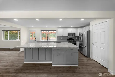 9320 31 Street E Edgewood WA 98371