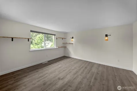9320 31 Street E Edgewood WA 98371