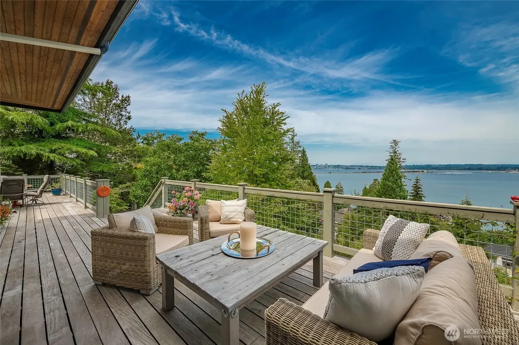 5454 Puffin Place Blaine WA 98230